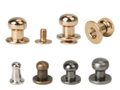 Screwed Studs Button